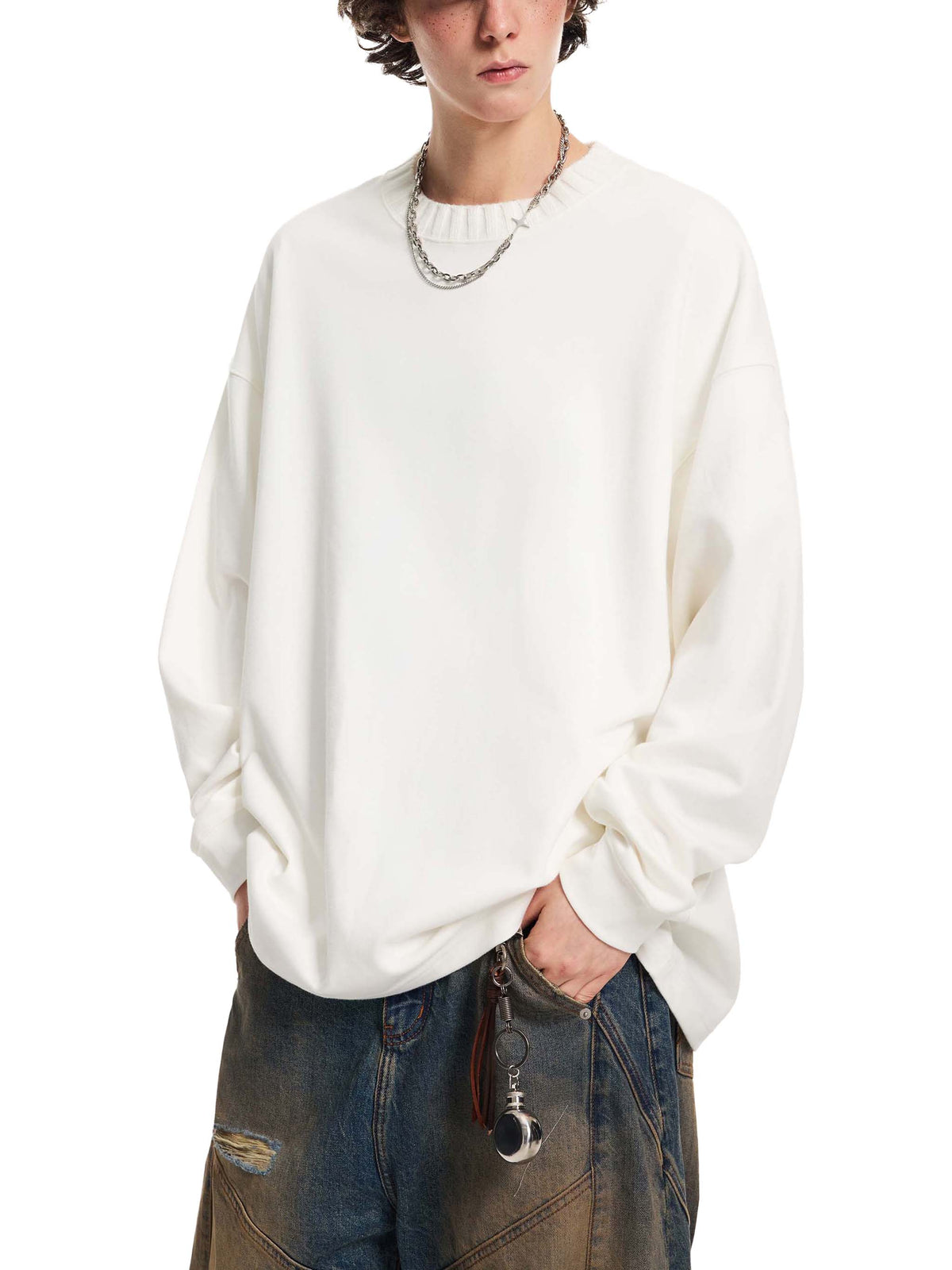 Knitted Round Neck Oversize Sweatshirt in White
